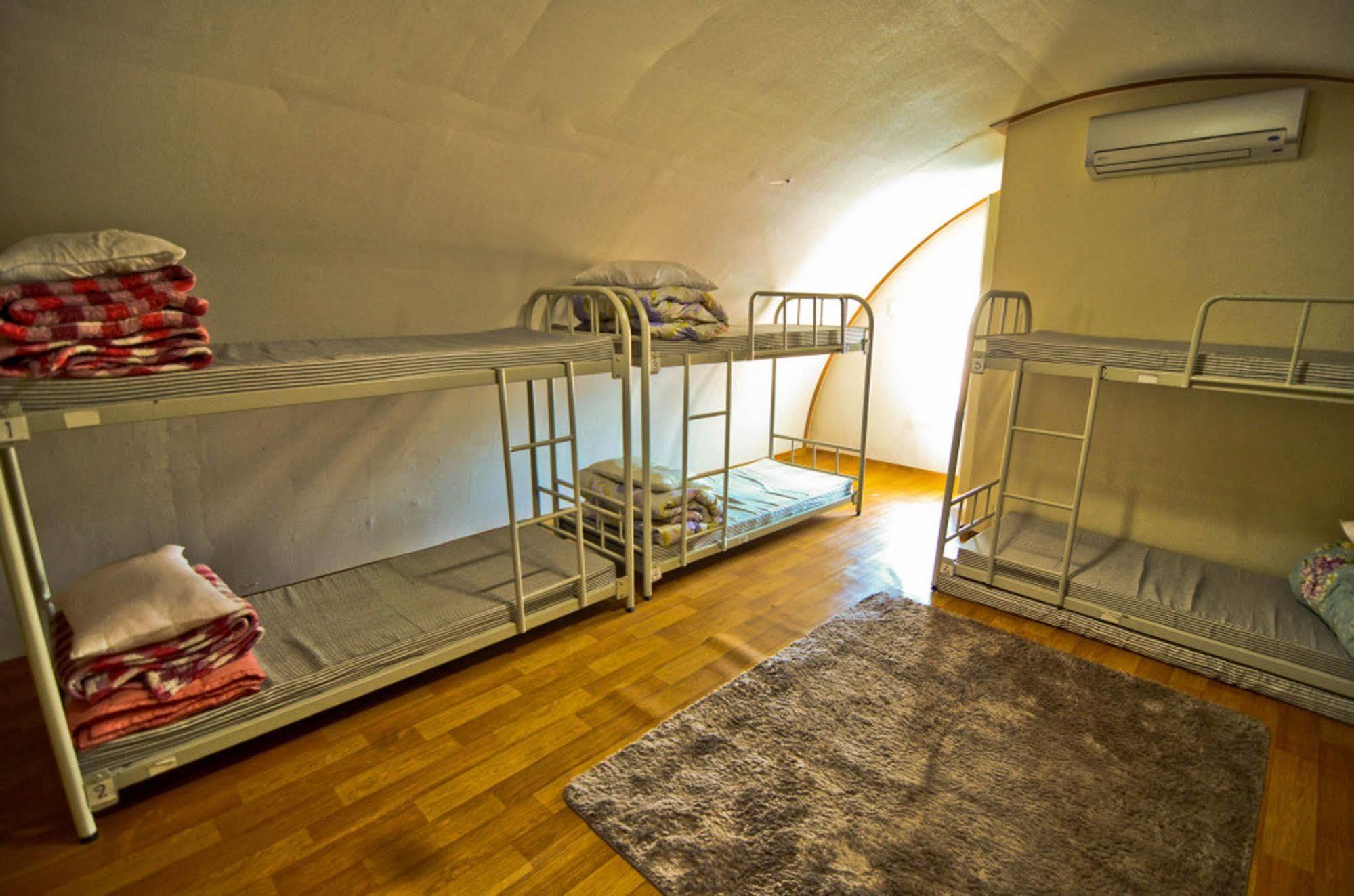 Kimchee Hongdae Guesthouse Сеул Екстериор снимка