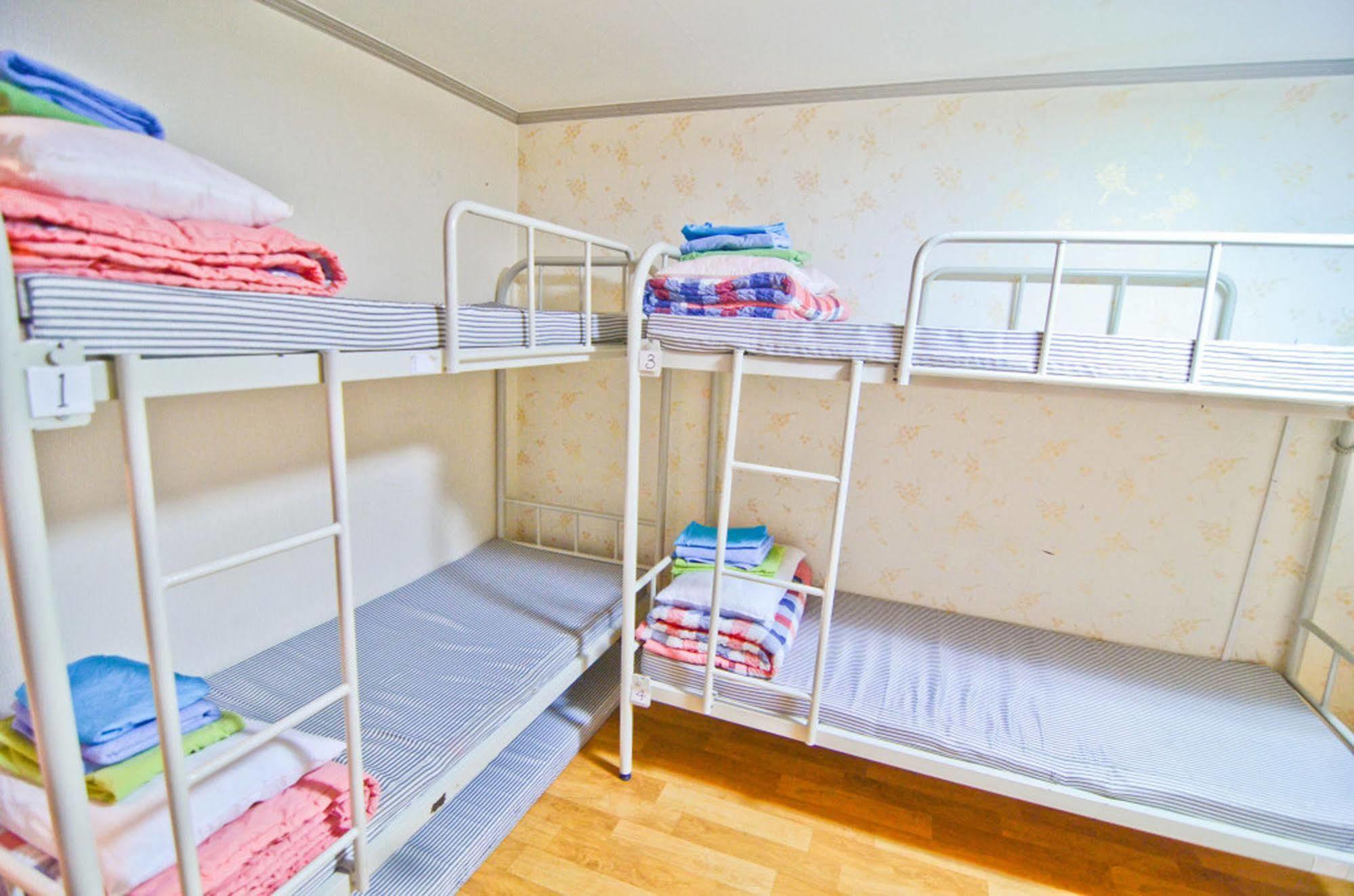 Kimchee Hongdae Guesthouse Сеул Екстериор снимка